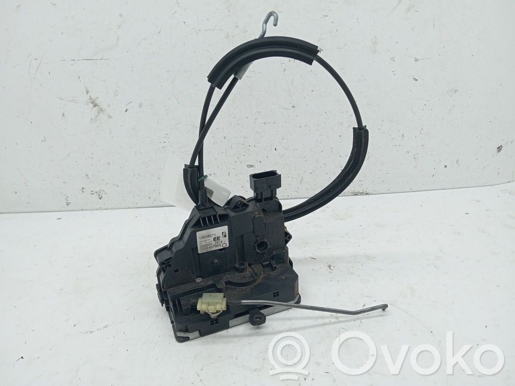Etuoven lukko   13258271