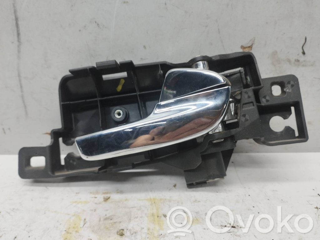 Etuoven sisäkahva   6M21U22600