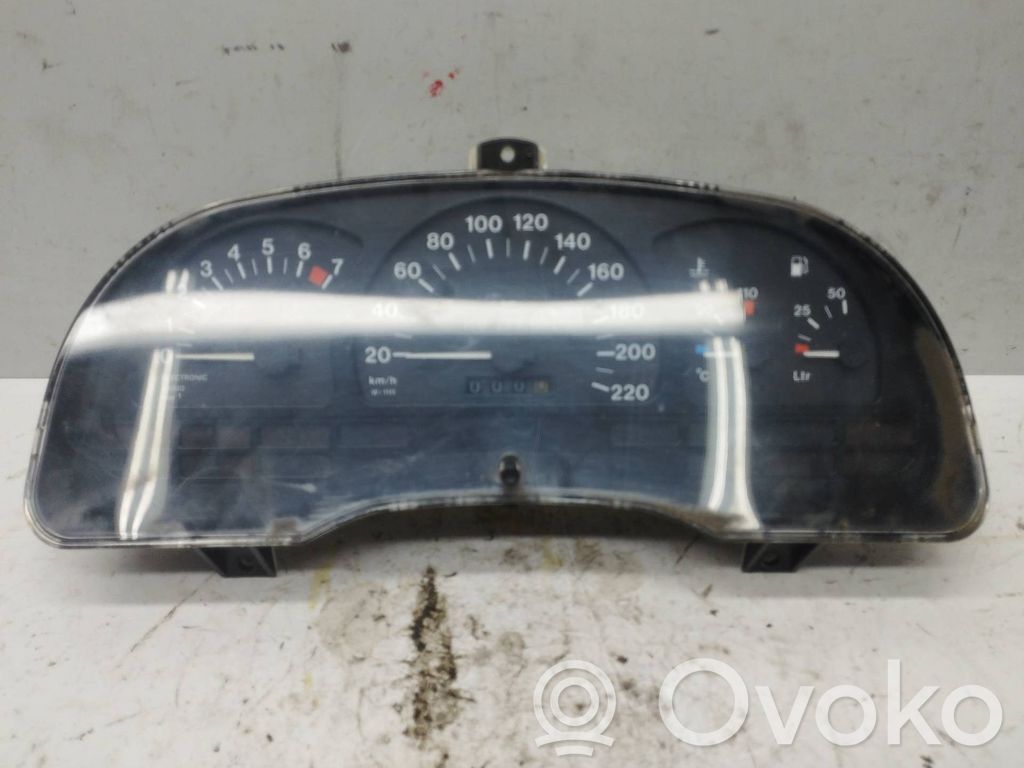 Opel Astra F Vitezometru (grup de instrumente) 
