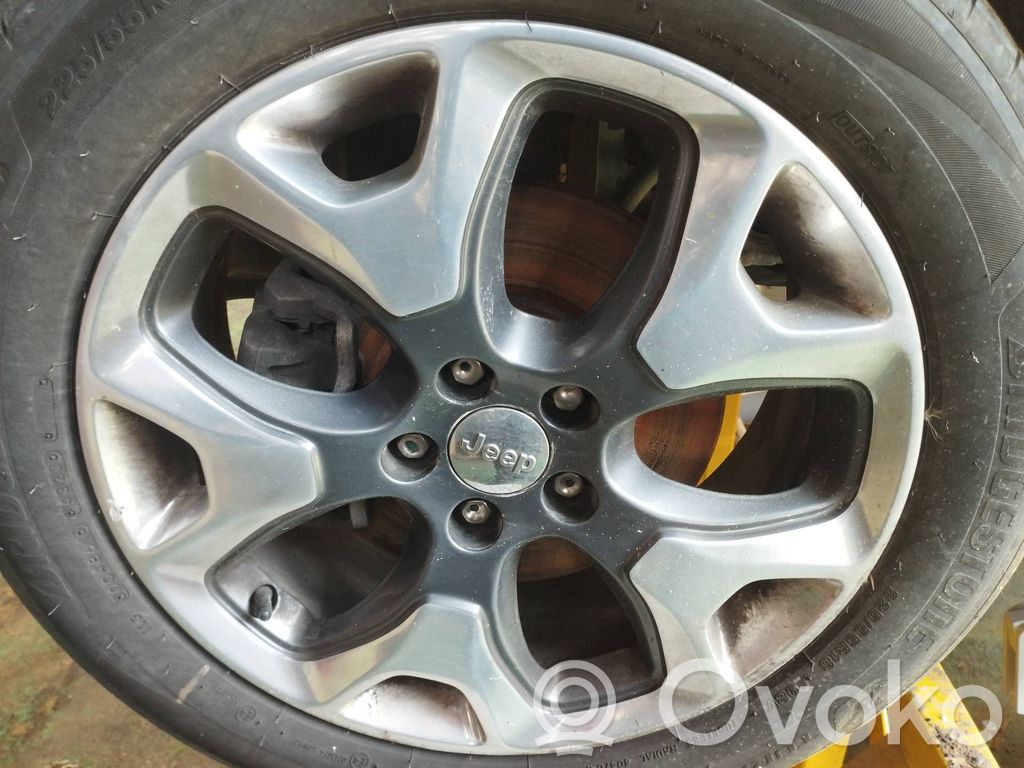 Jantă aliaj R18   5VC281STAA