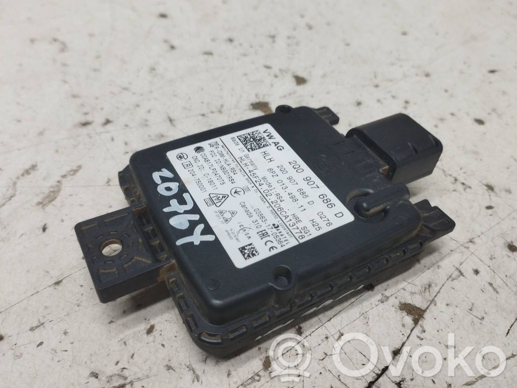 Autres unités de commande / modules   2Q0907686D