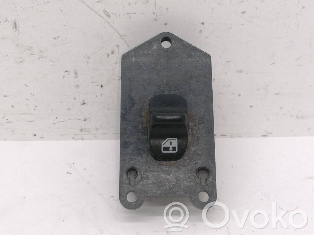 Nissan Sunny Interruptor del elevalunas eléctrico