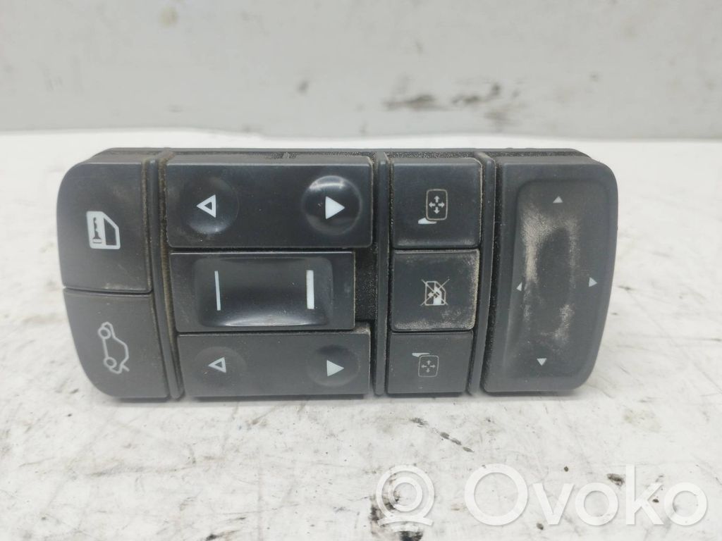 Comutator comandă geamuri electrice   09185954