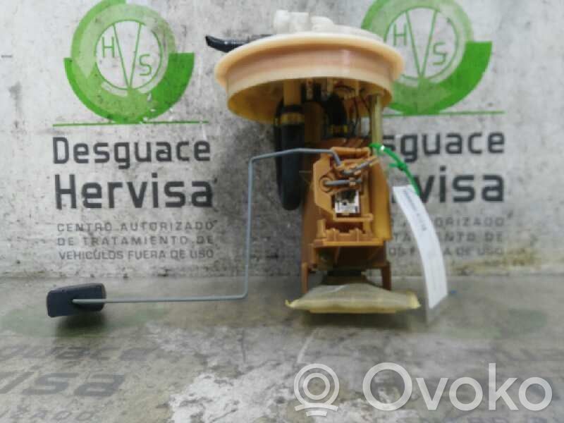 Renault Twingo II Pompe à carburant 