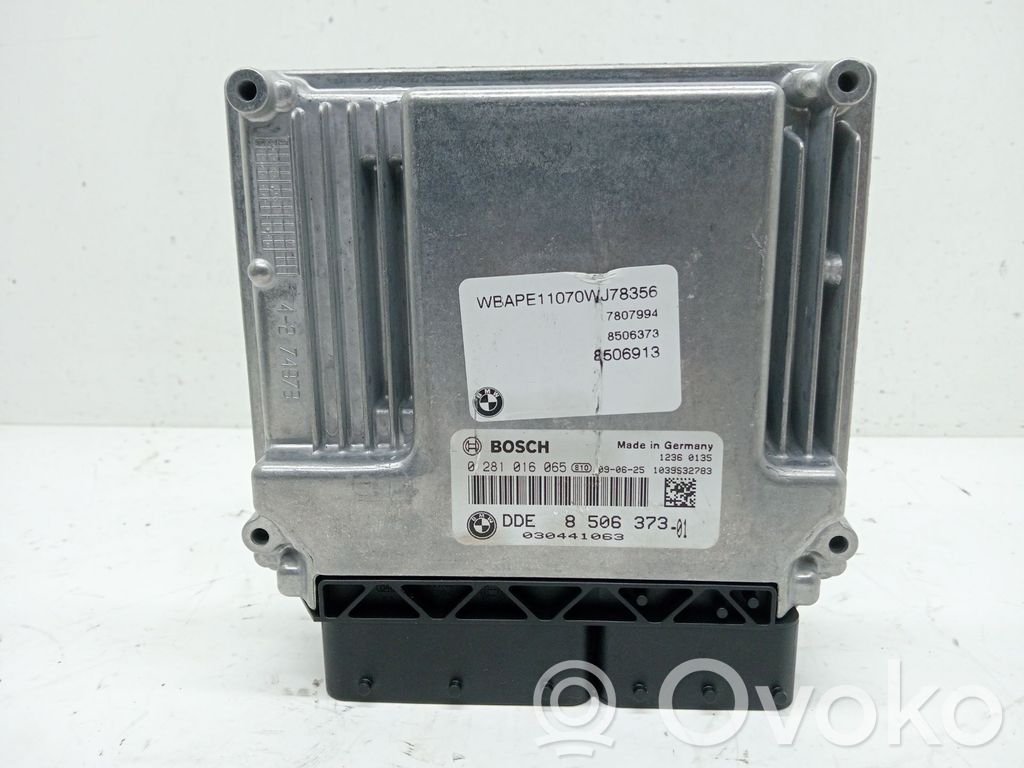 BMW X3 E83 Engine control unit/module 