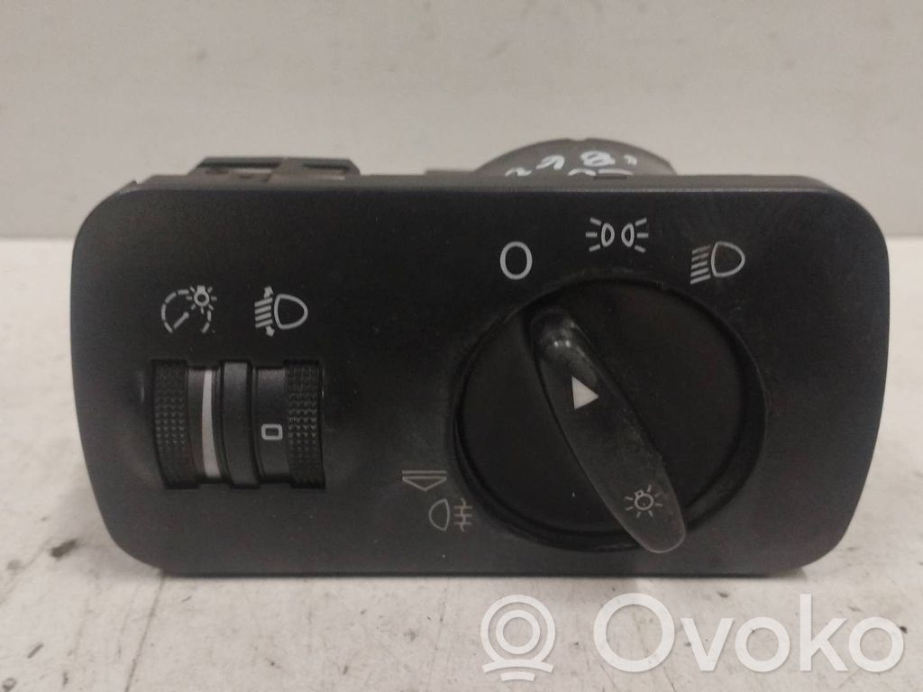 Seat Leon (1M) Comutator lumini bord 