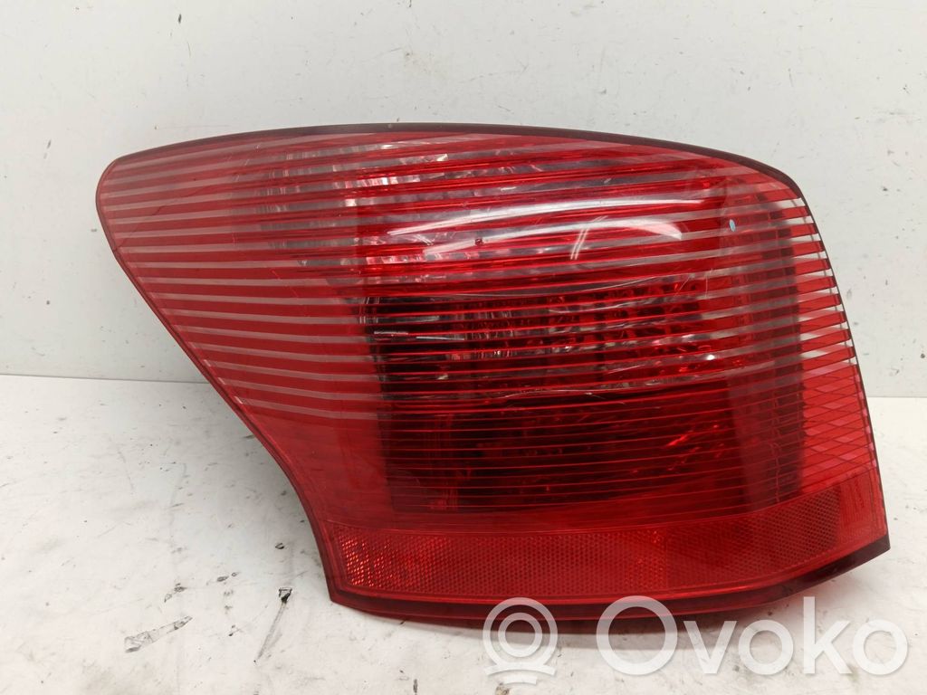 Peugeot 407 Luz trasera/de freno 