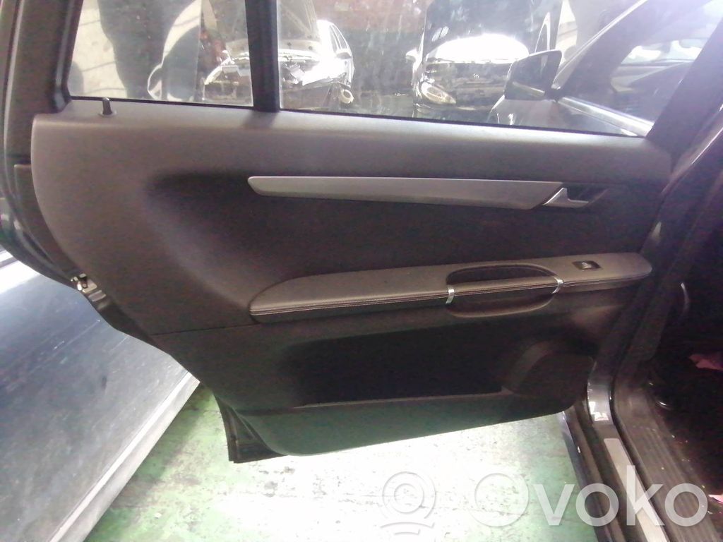 Mercedes-Benz R W251 Boczki / Poszycie drzwi tylnych 
