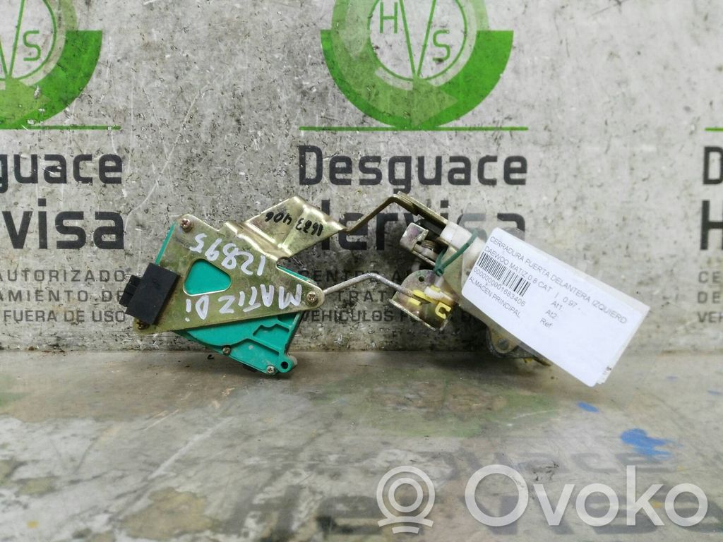 Cerradura de puerta delantera