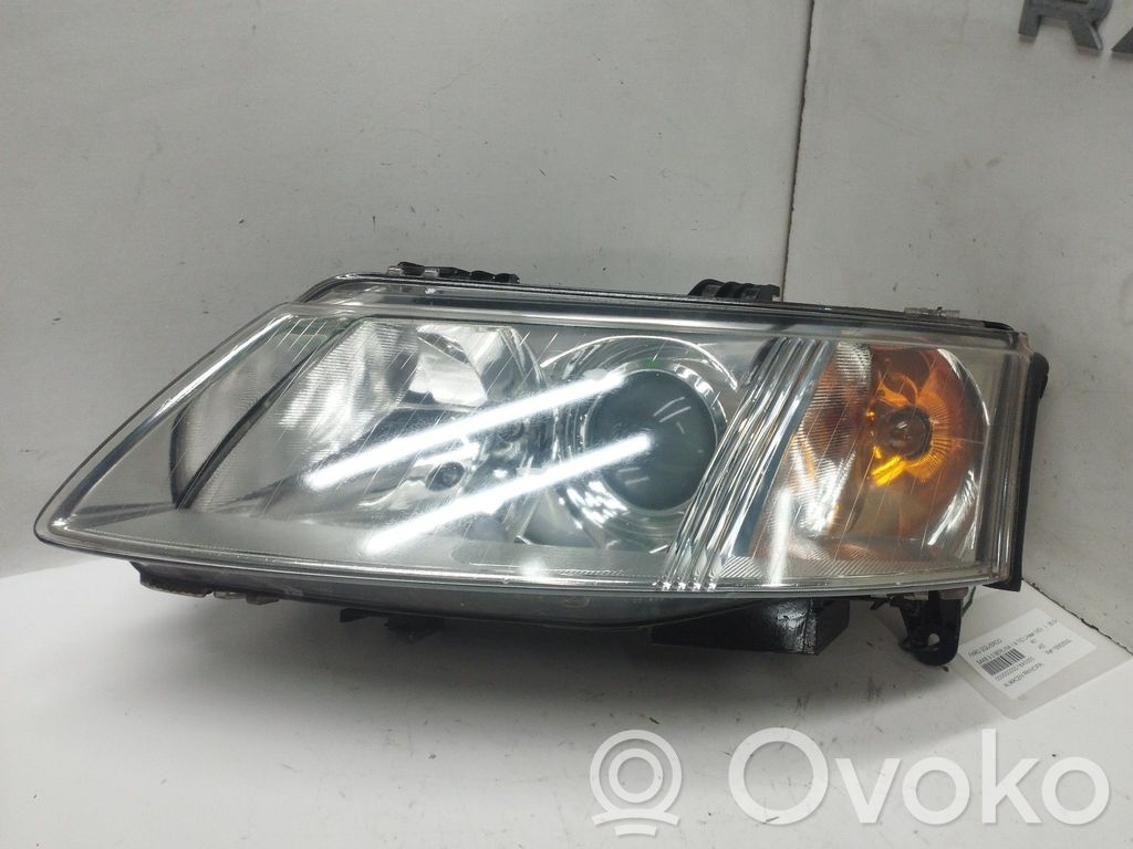 Phare frontale   15582500L