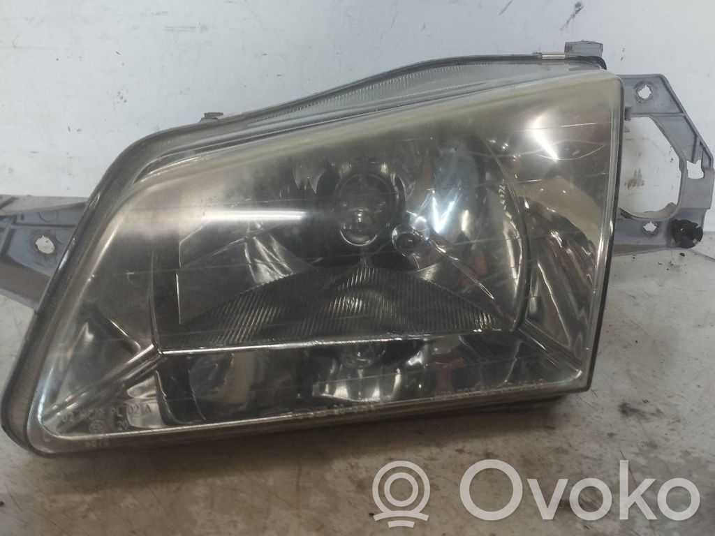 Headlight/headlamp   205572