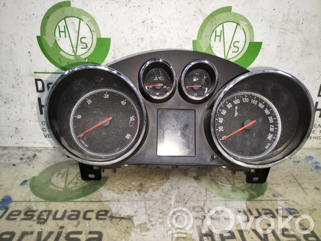 Opel Astra H Nopeusmittari (mittaristo) 