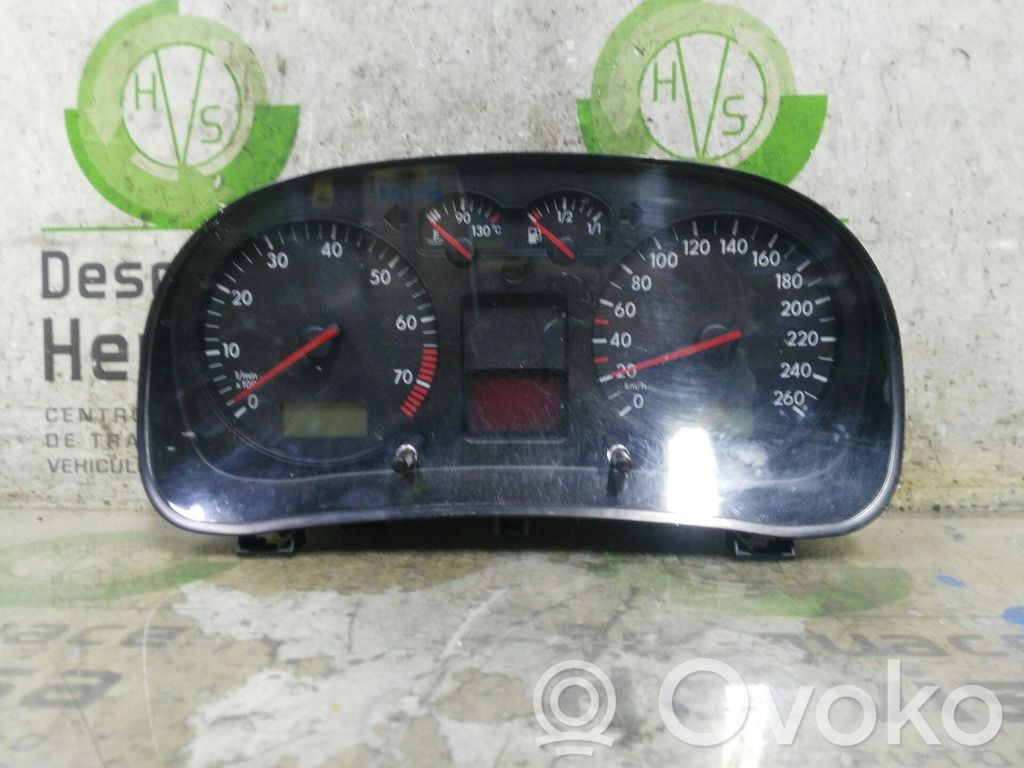 Volkswagen Golf SportWagen Nopeusmittari (mittaristo)