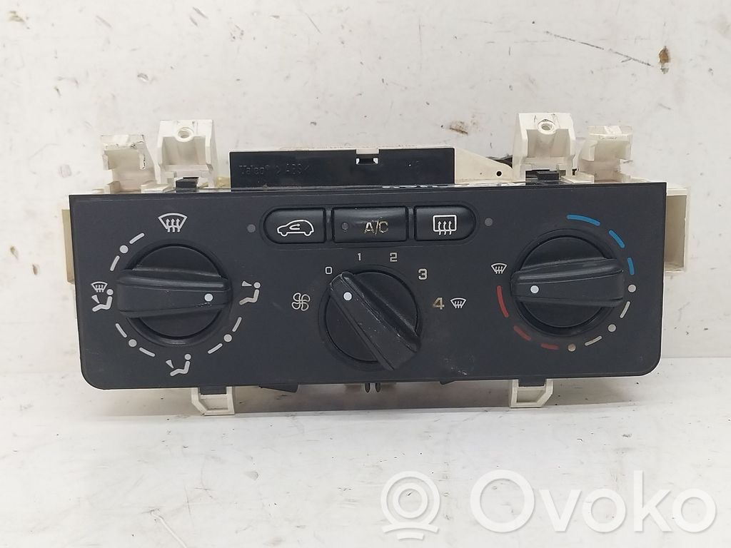 Climate control unit   N105560A