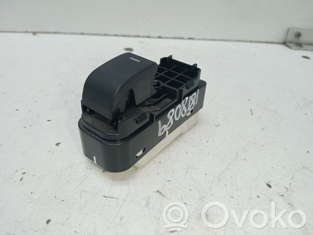 Mazda 3 II Electric window control switch 