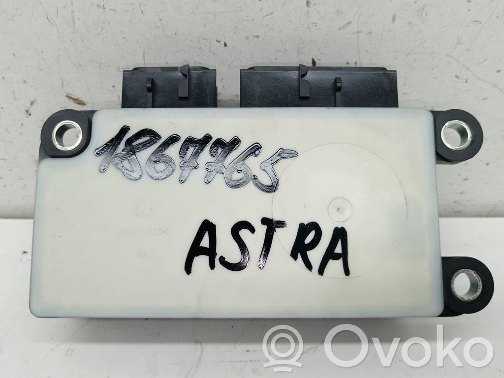 Unidad de control/módulo del Airbag   13574896