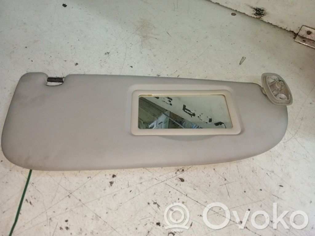 Sun visor