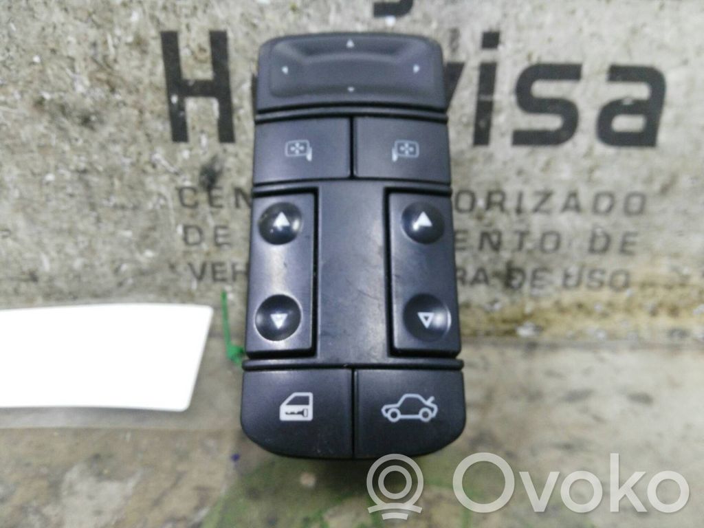 Interruptor del elevalunas eléctrico   09185952