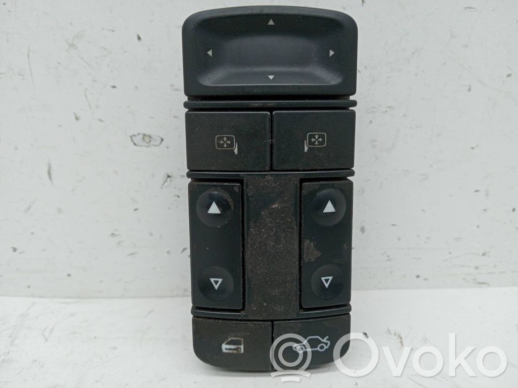 Przyciski szyb   687833988