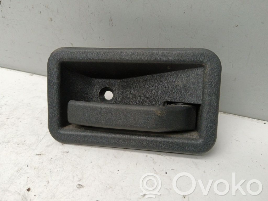 Manecilla interna puerta trasera   7700813586