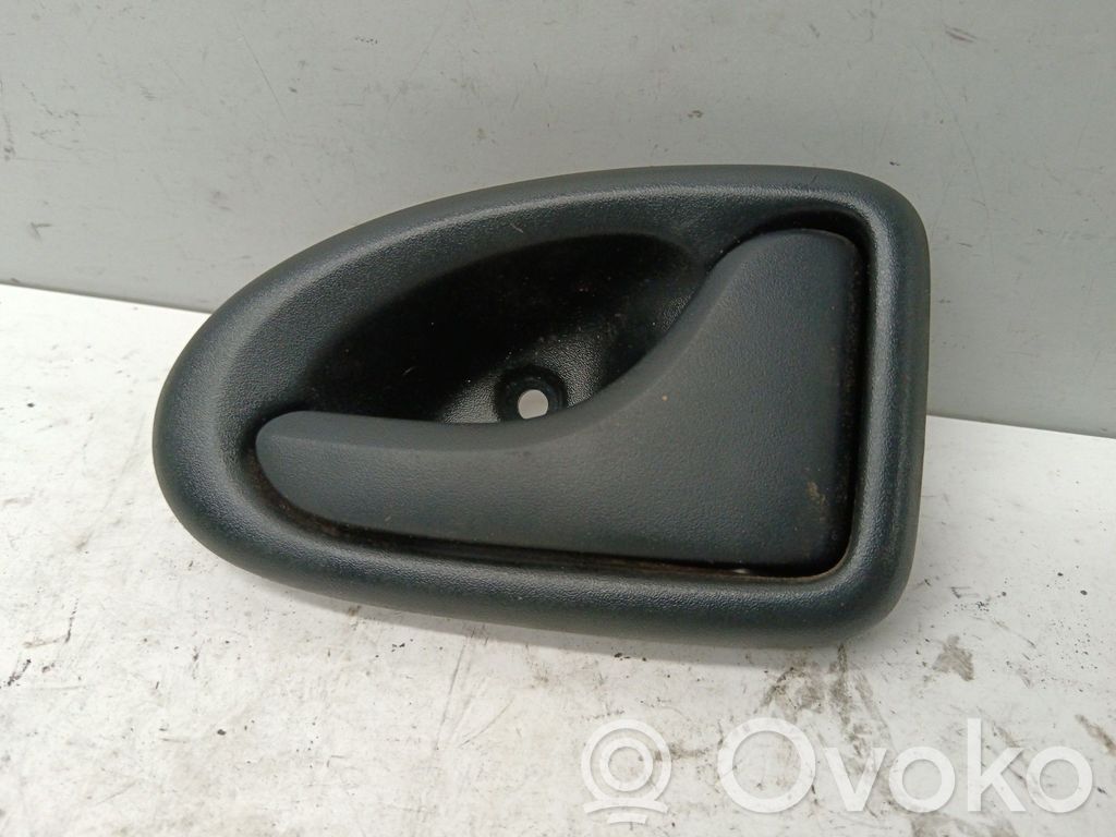 Manecilla interna puerta delantera   7700830079