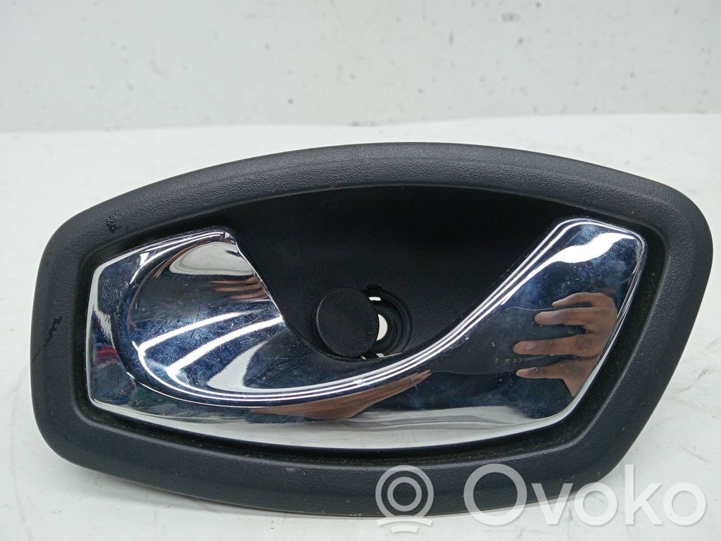 Manecilla interna puerta trasera   82673001R