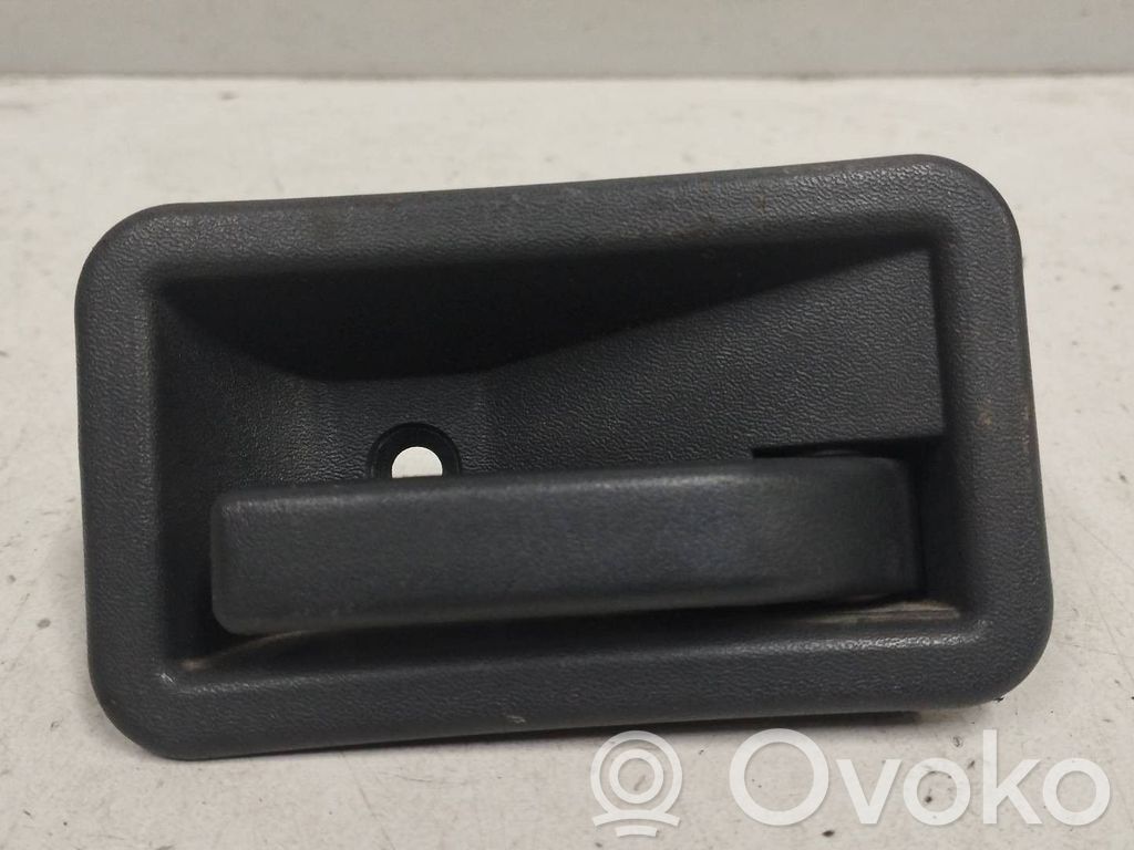 Renault Clio I Maniglia interna per portiera posteriore 