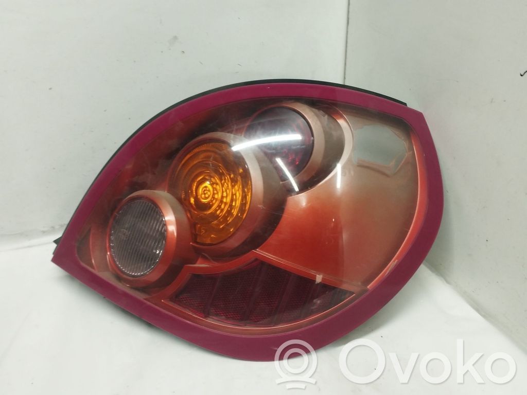 Lampa tylna   26555BN702,2UA238020135