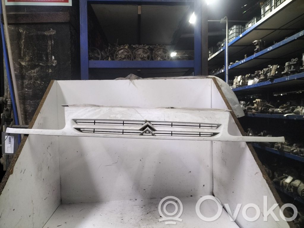 Citroen Saxo Front grill 