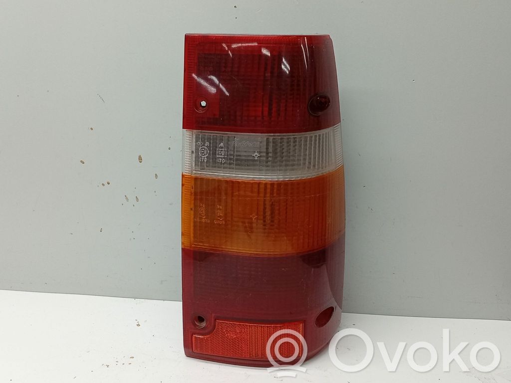 Opel Frontera A Lampă spate în caroserie 