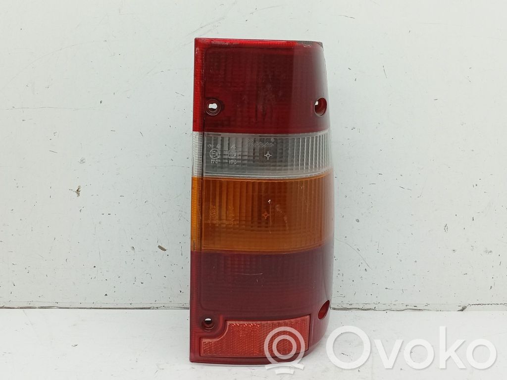 Opel Frontera A Lampă spate în caroserie 