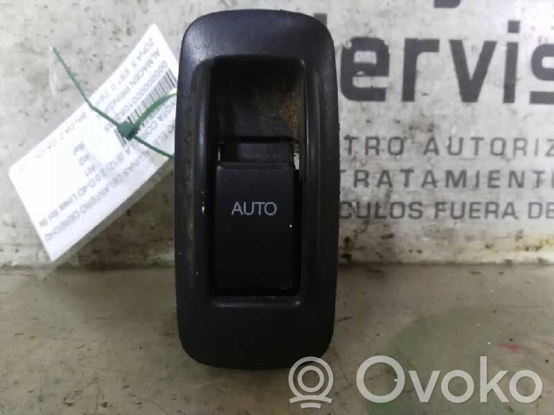 Toyota Corolla E110 Interrupteur commade lève-vitre