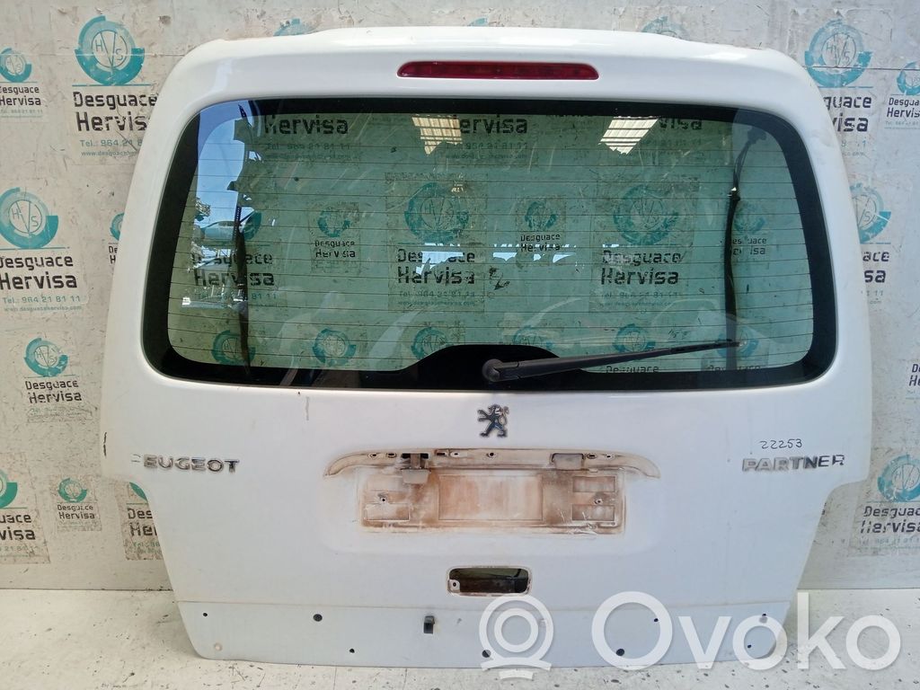 Tailgate/trunk/boot lid