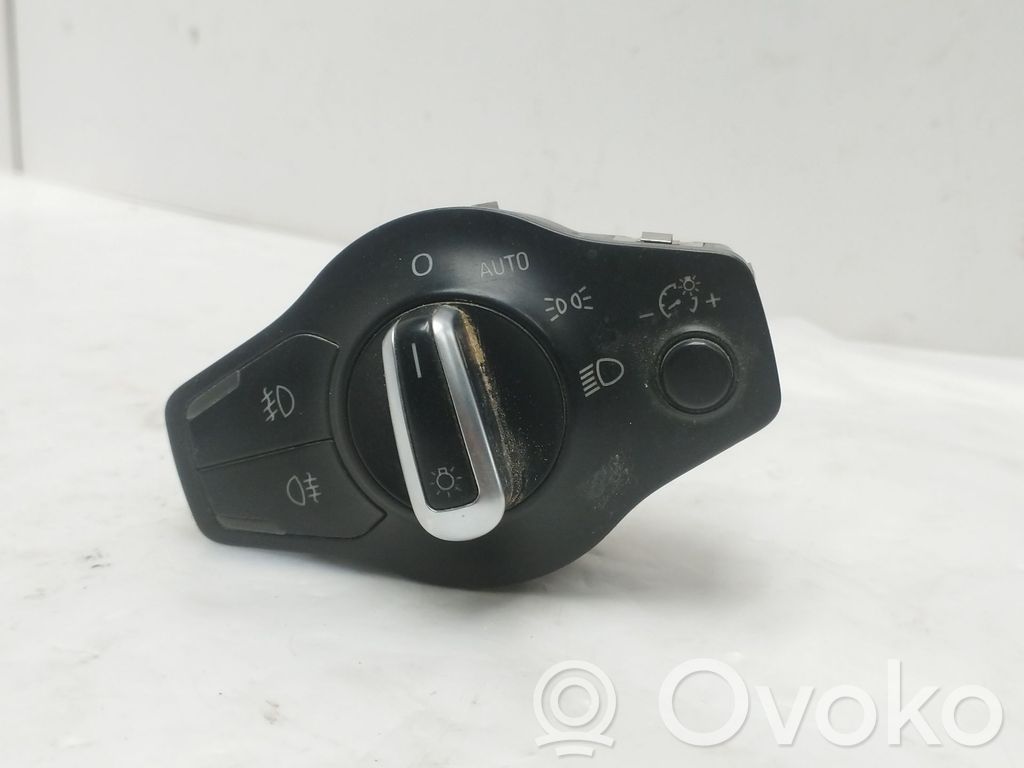 Comutator lumini bord   8K0941531AS,2810140610