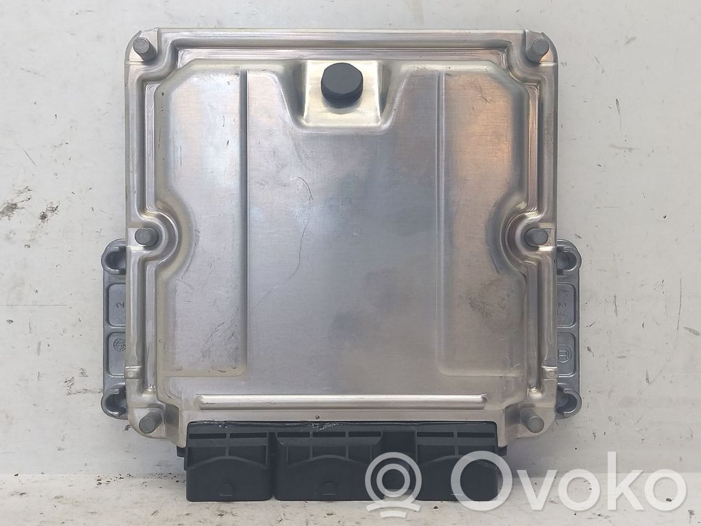 Unidad de control/módulo del motor   9645534980,0281010886