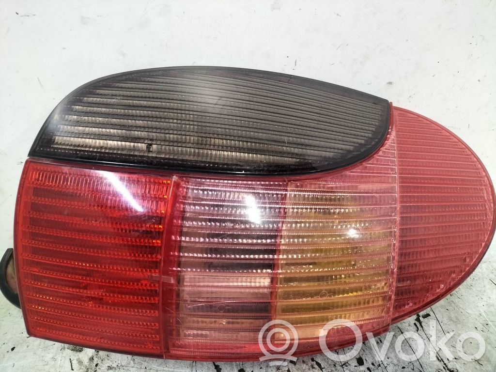 Peugeot 306 Luci posteriori 