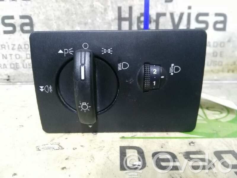 Ford Focus Comutator lumini bord 