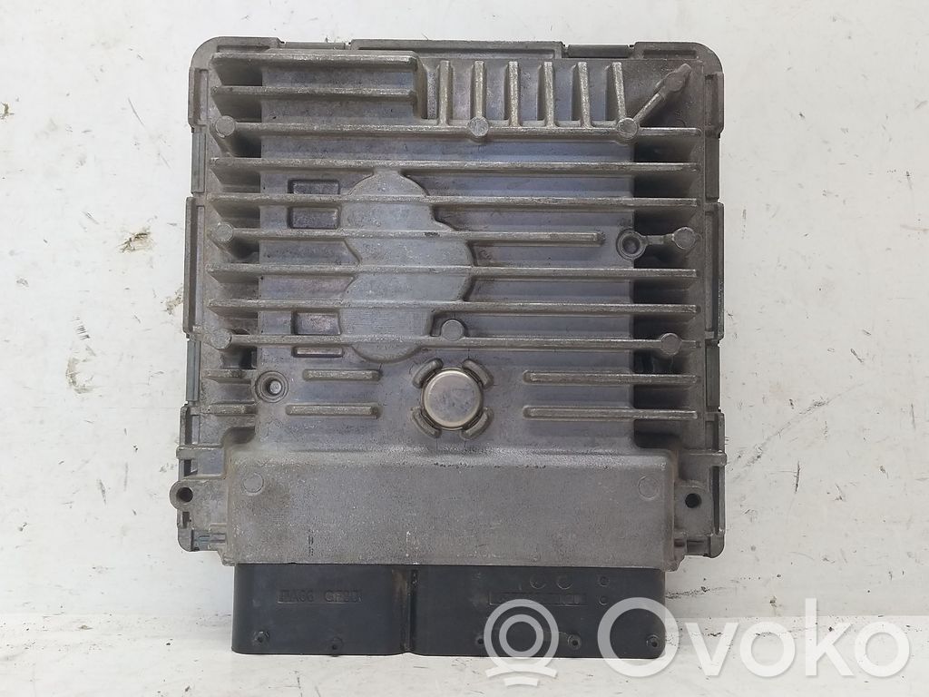 Volkswagen Polo V 6R Centralina/modulo del motore 