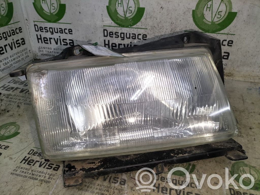 Peugeot Expert Lampa przednia 