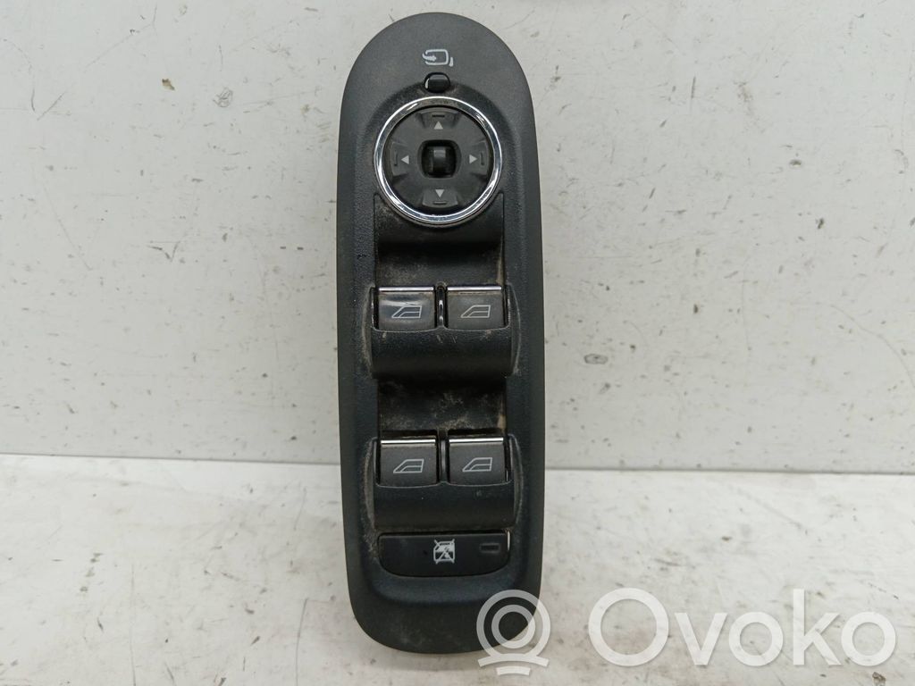 Ford Mondeo MK IV Przyciski szyb