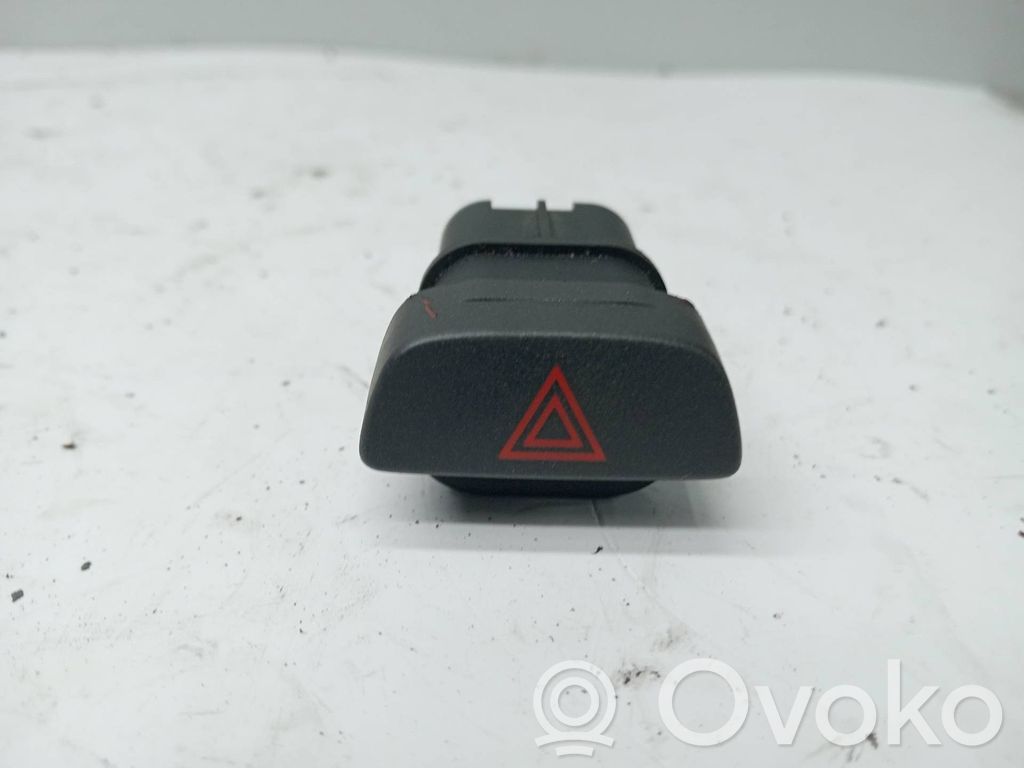 Ford Focus Interruttore luci di emergenza