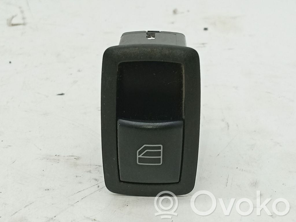 Mercedes-Benz A W169 Przyciski szyb 
