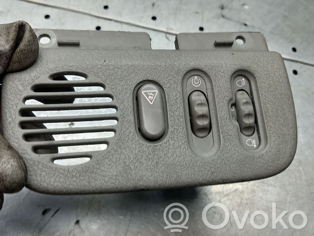 Renault Scenic I Alte comutatoare/butoane 