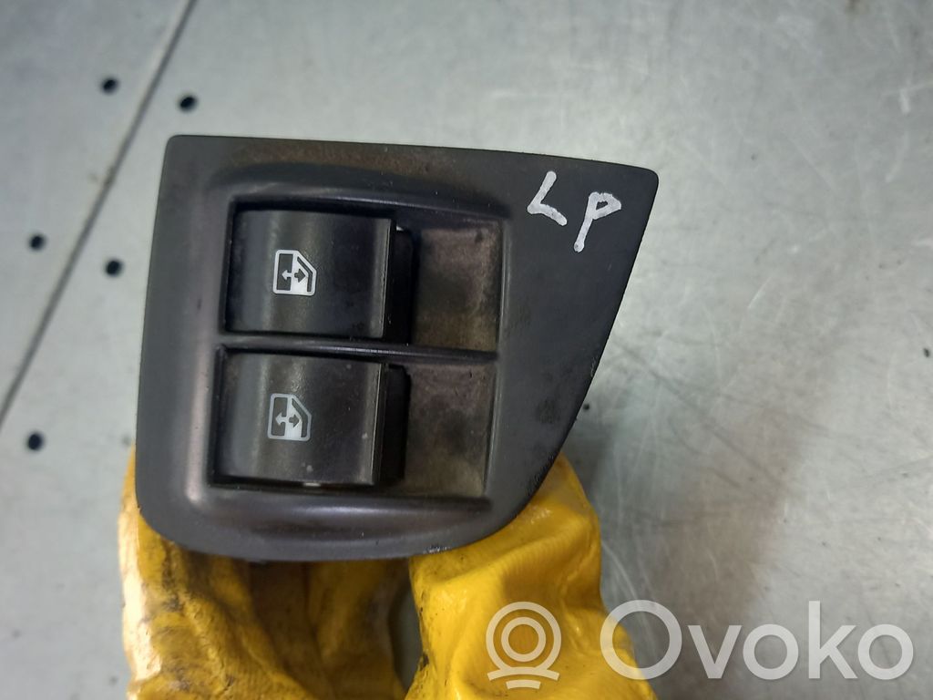 Fiat Doblo Otros interruptores/perillas/selectores 