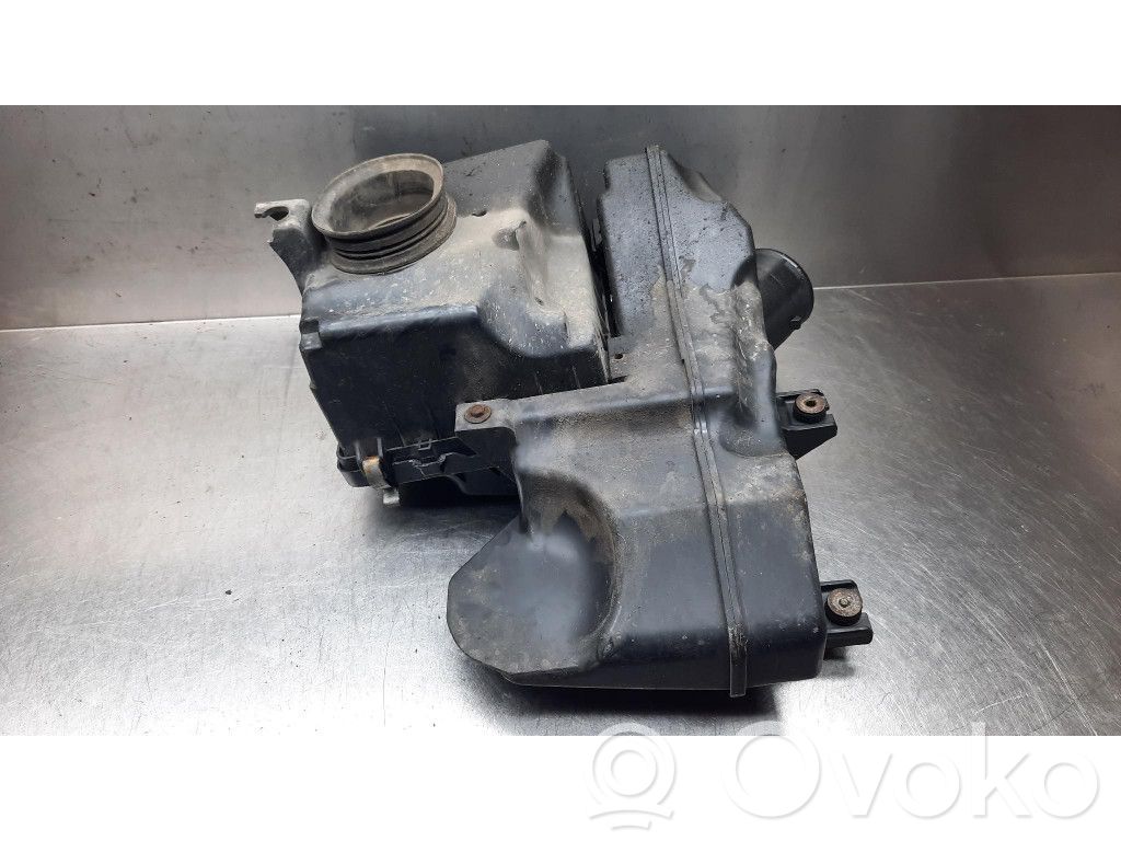 Air filter box