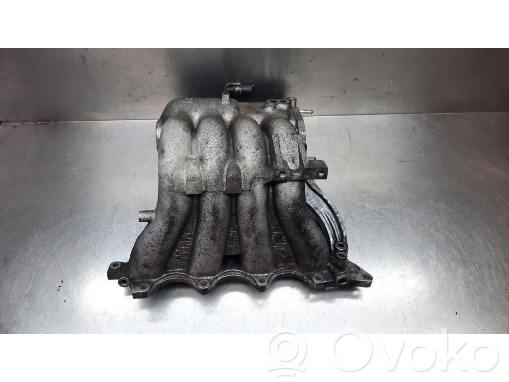 Honda CR-V Intake manifold 