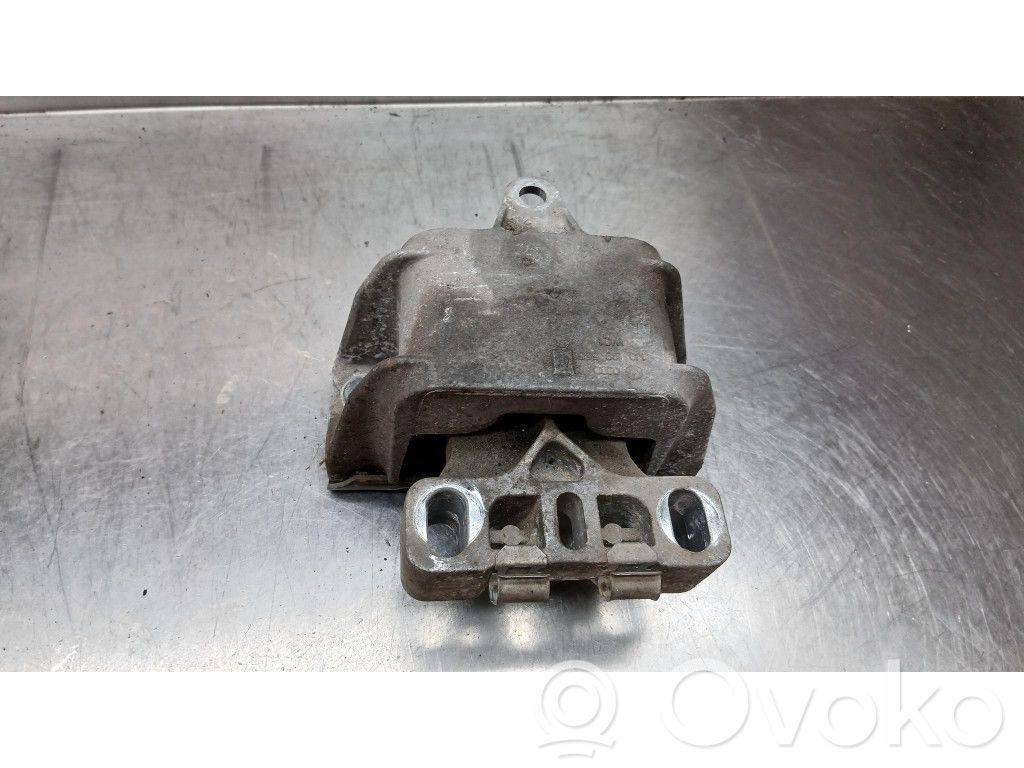 Engine mounting bracket   1J0199555,1J0199555
