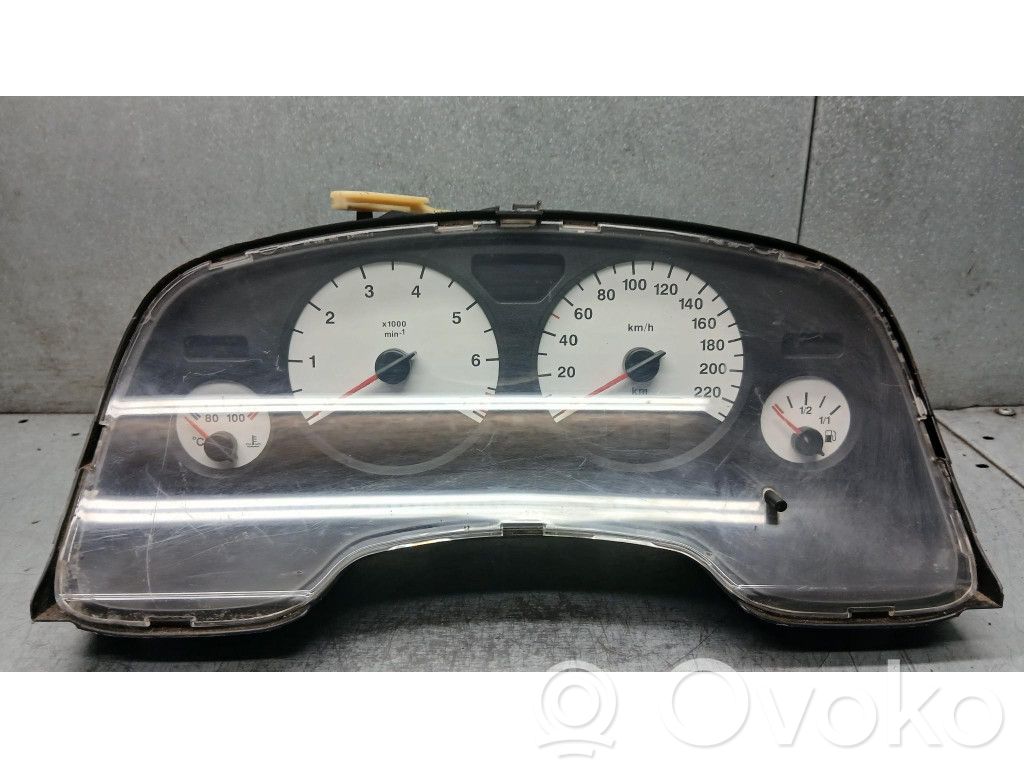 Opel Zafira A Speedometer (instrument cluster) 