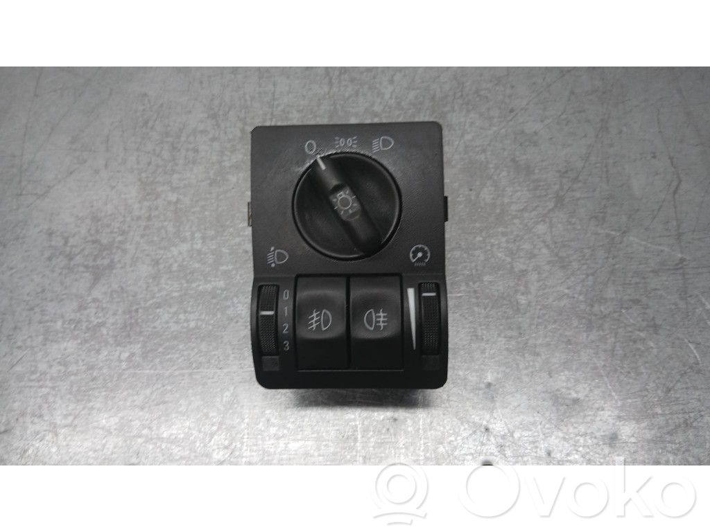 Opel Corsa C Light switch 