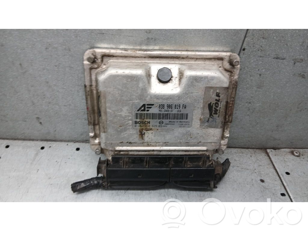 Unité de commande, module ECU de moteur   038906019FA,038906019FA